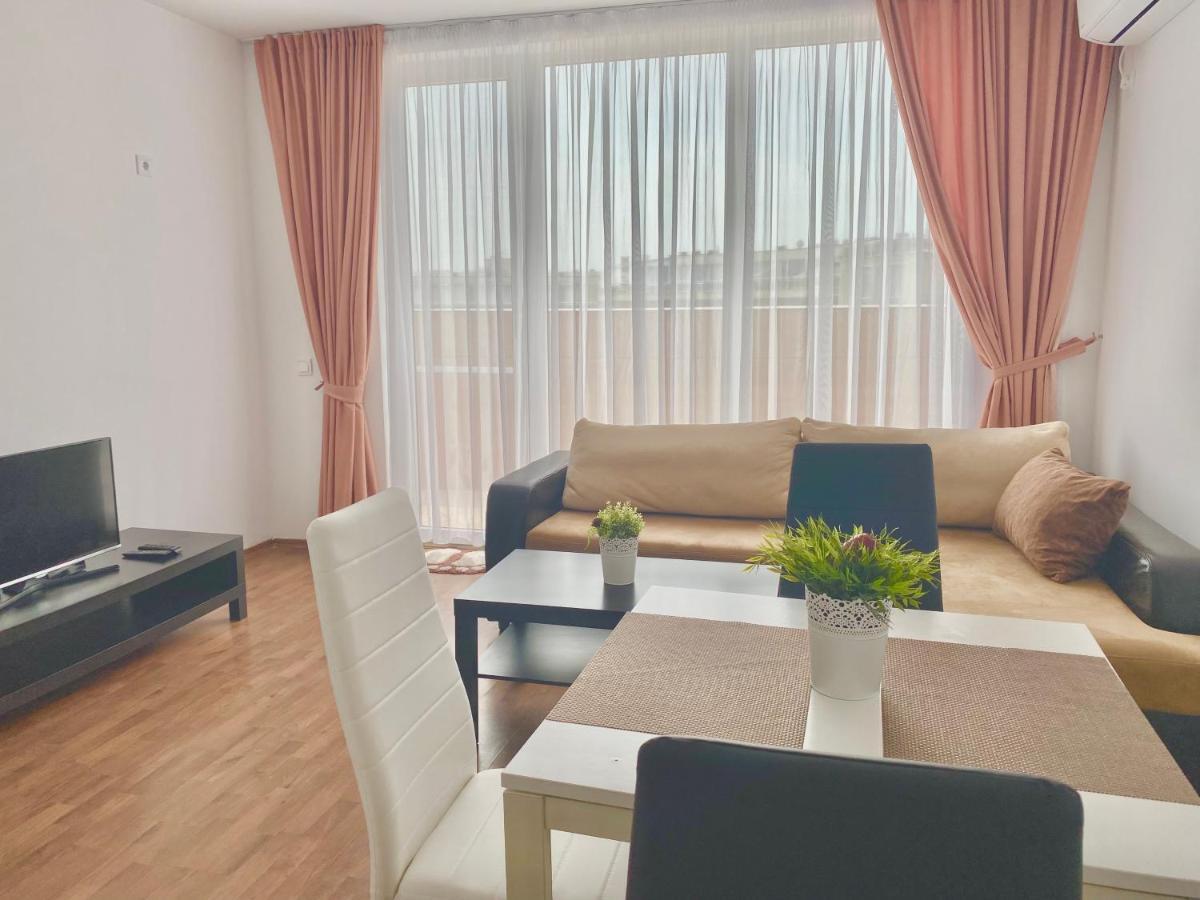 Apartments In Sunny Island Complex Chernomorets Exterior photo